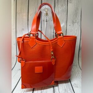 PRE LOVED VINTAGE Louis Vuitton Orange Epi Vinyl Lagoon Bay Mini